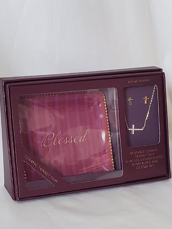 paige harper Jewelry - Brand New Giftset! Inspirational Jewelry and Trinket Tray A perfect gift for Mom